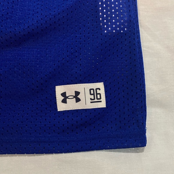 Lot of 2 Women’s Under Armour Run and playback retro tank tops! Size S/M, NWT! - Picture 4 of 7